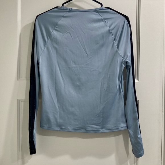 Shein athletic top - Picture 2 of 5